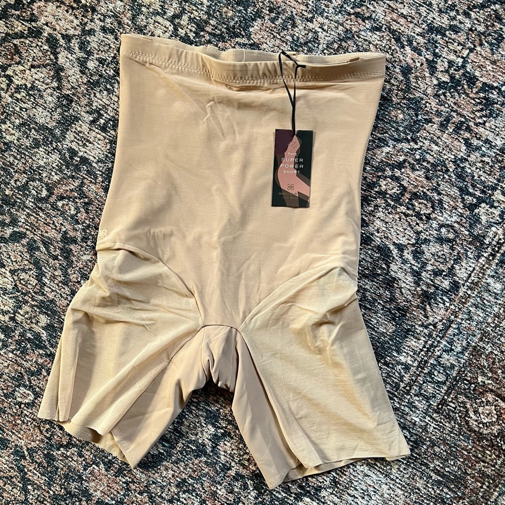 NWT Honeylove Super Power Short